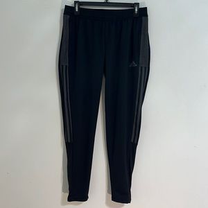Adidas Boy’s soccer track Pants front zip pockets ankle zip black/gray Size M